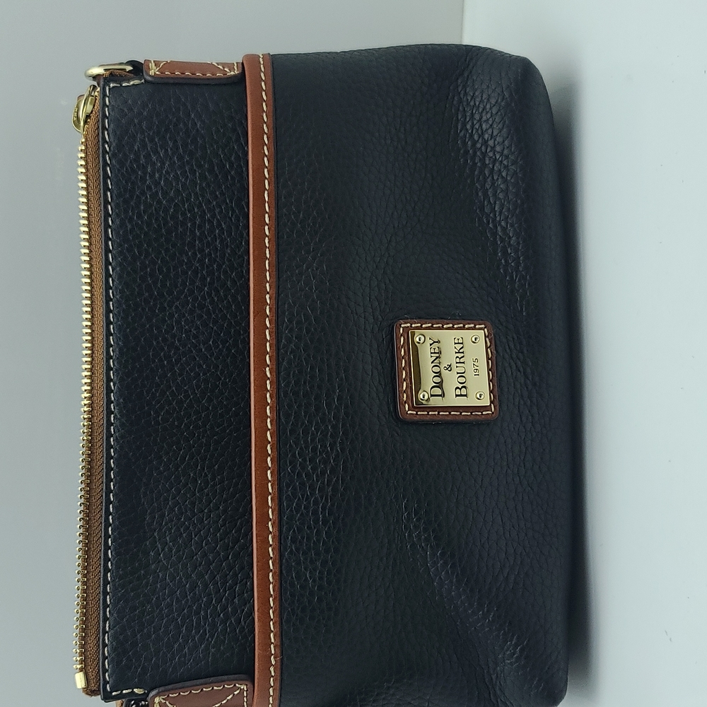 Dooney & Bourke Saffiano Leather Hobo Shoulder Bag Purse Handbag